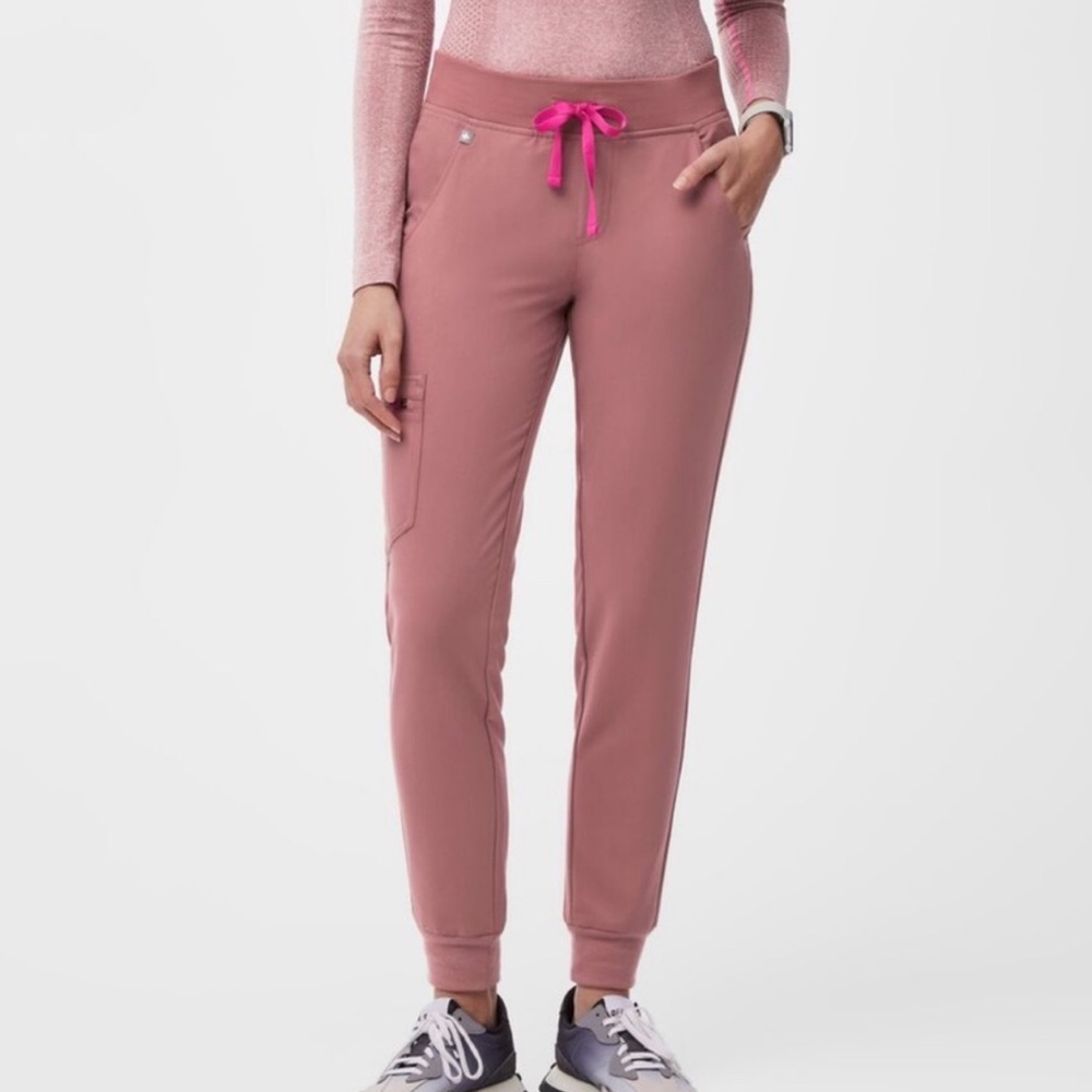 FIGS 💗MAUVE💗 High Waisted Zamora™ Jogger Scrub Pants